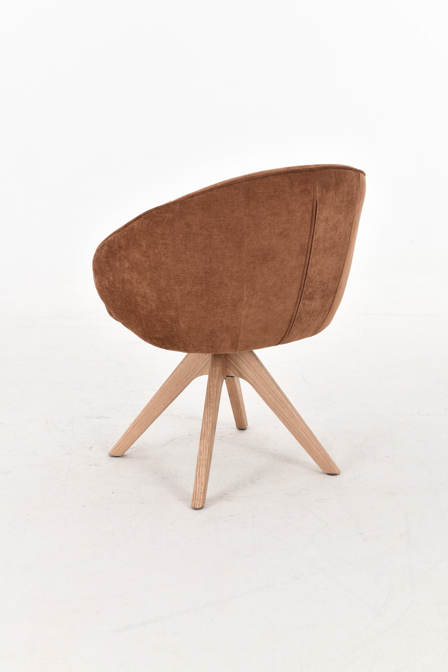 NORDIE Chaise pivotante en tissu anti tâche pieds bois massif, 60x62xH80CM