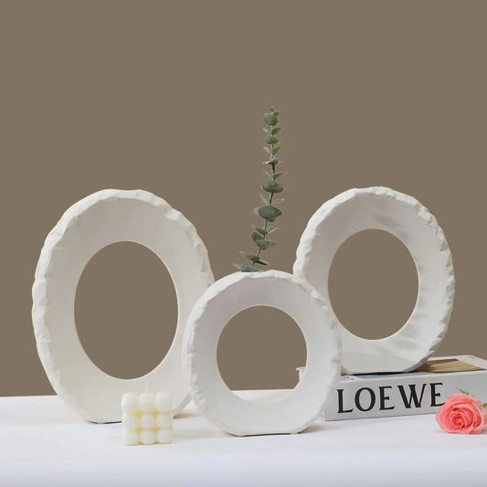 Vase en ceramique blanc, 22,5x6,5xH25,5cm