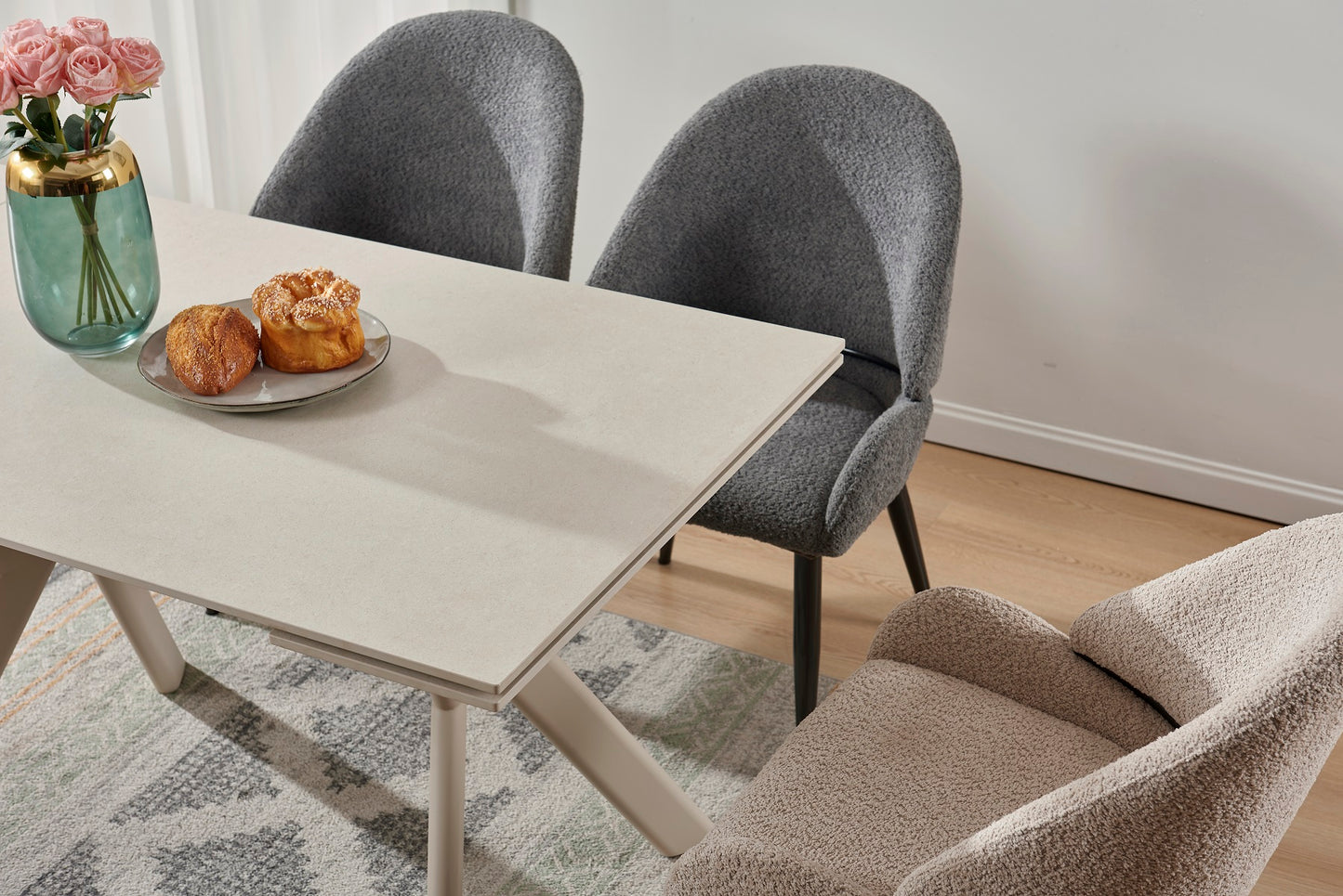Table à manger extensible avec plateau en céramique, 140/200x80xH76CM - ARIA