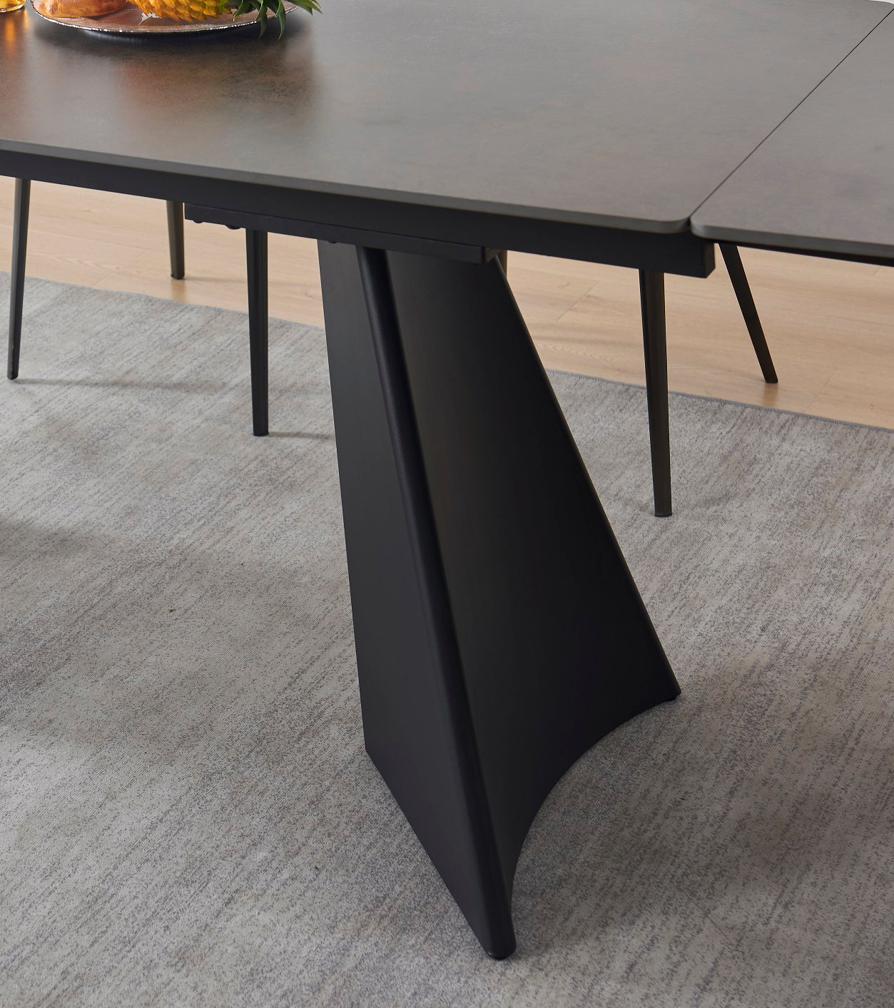 Table à manger extensible avec plateau en céramique brune 180/280x90xH76CM AMATO