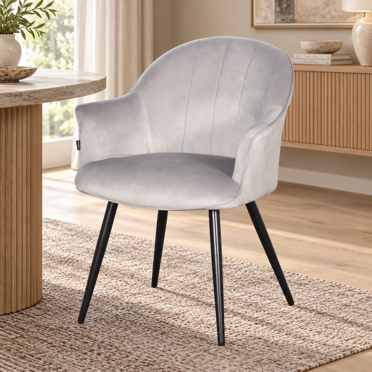 Chaise à accoudoirs en Velours  anti taches - WISTY