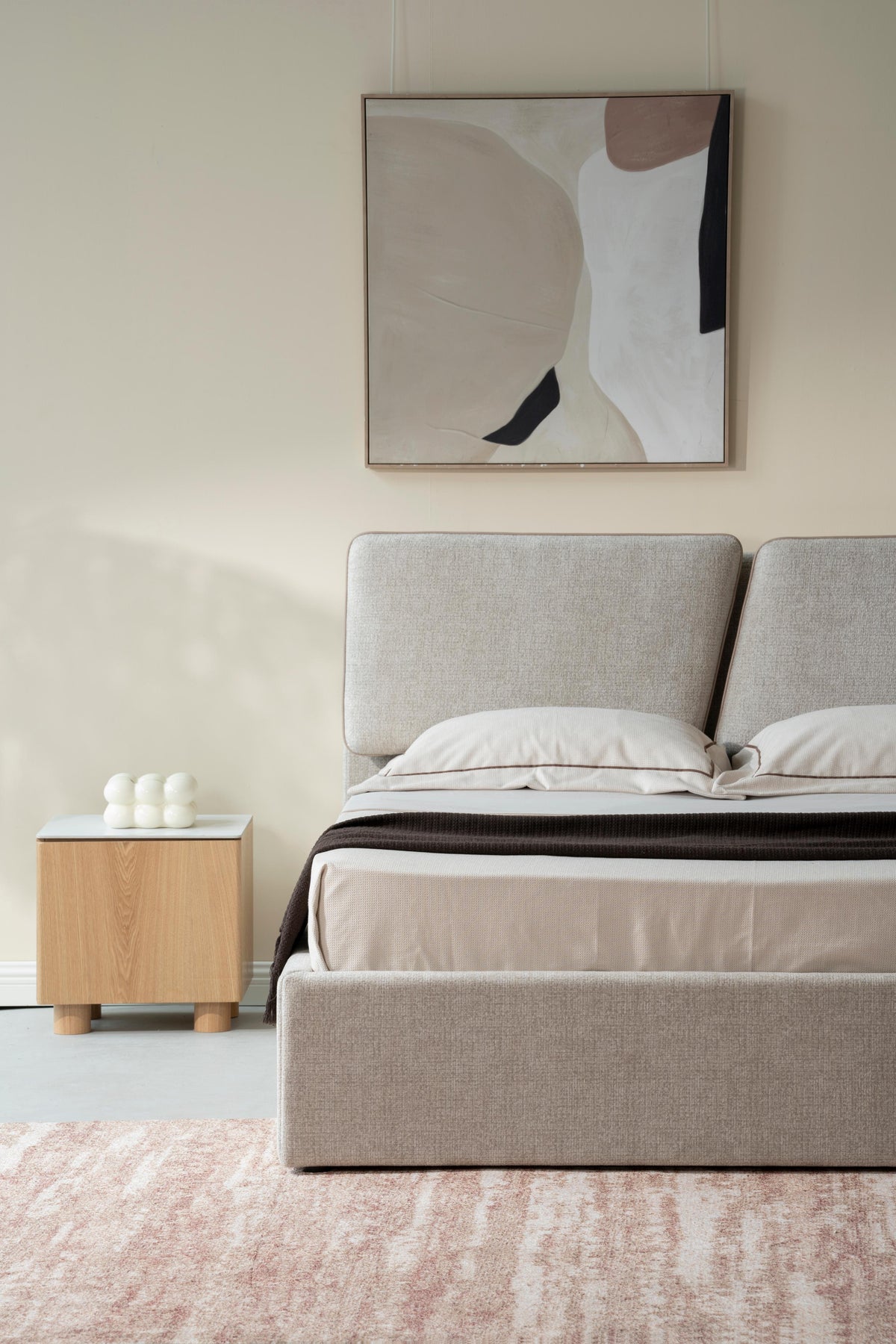 Lit en tissu anti tache - RIHAN
