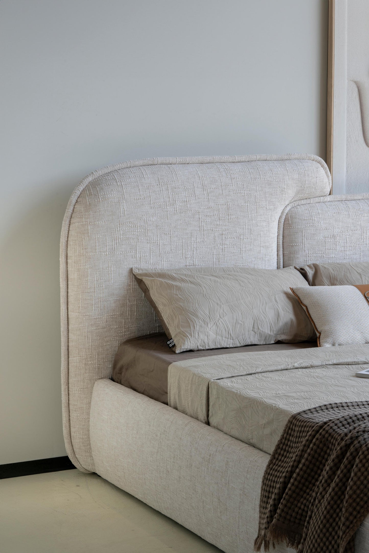 Lit avec sommier en tissu anti tâche -Mont Blanc