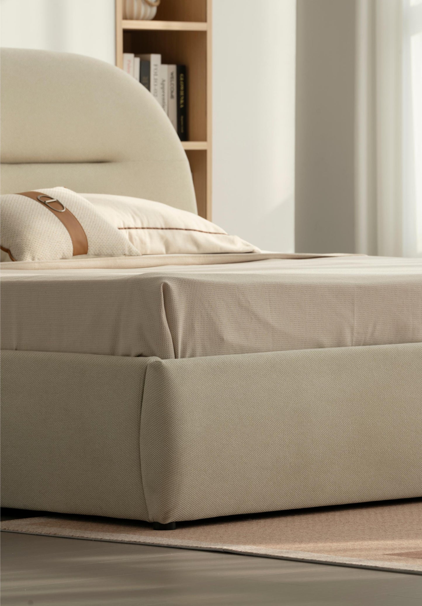 Lit en tissu avec sommier inclus Vernon