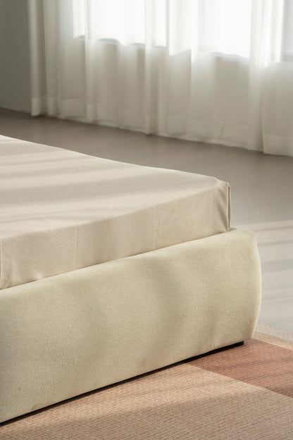 Lit en tissu avec sommier inclus Vernon