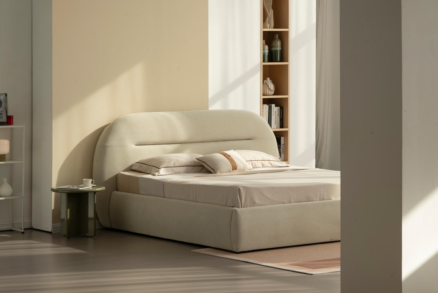 Lit en tissu avec sommier inclus Vernon