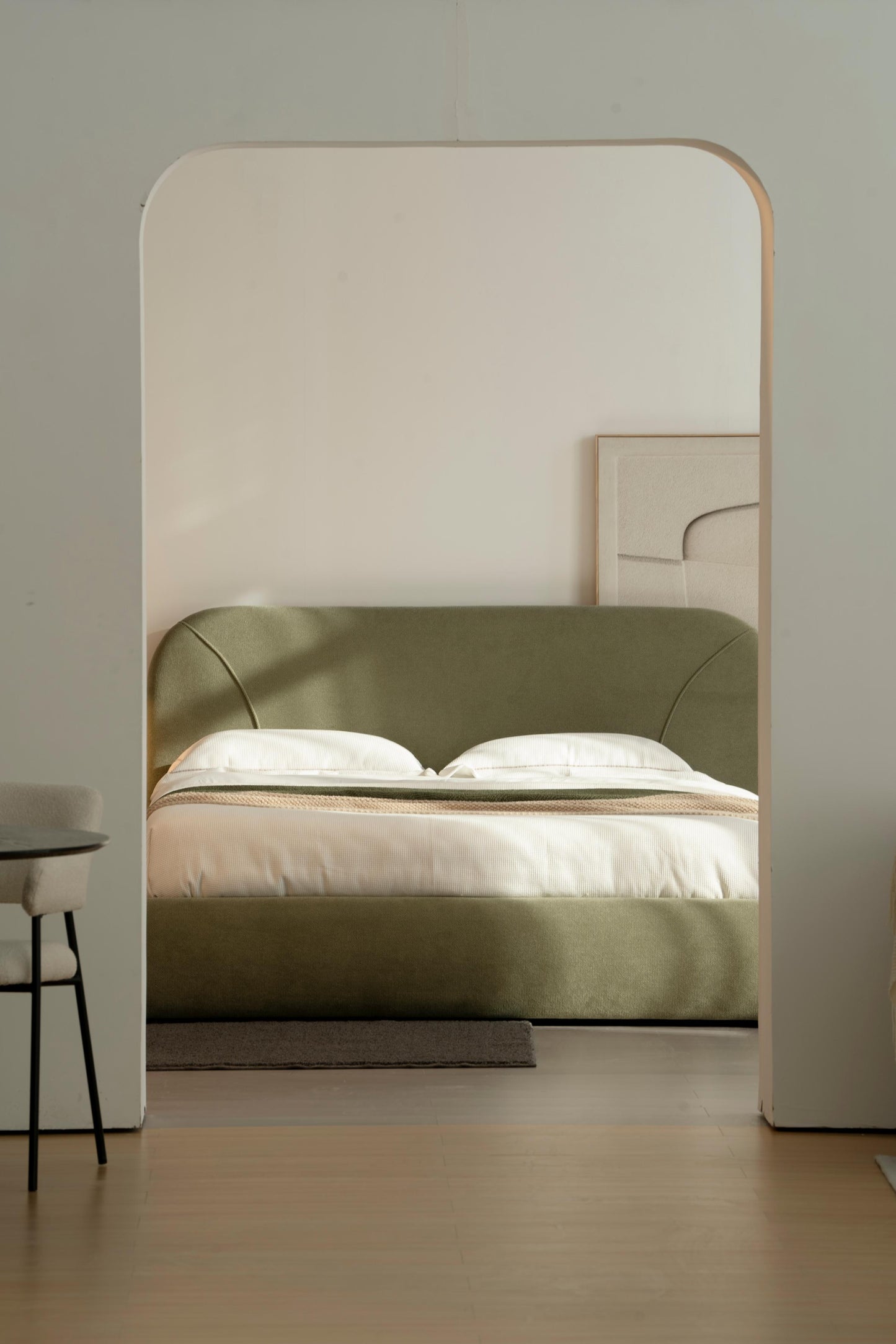 Lit en tissu vert avec sommier Softy