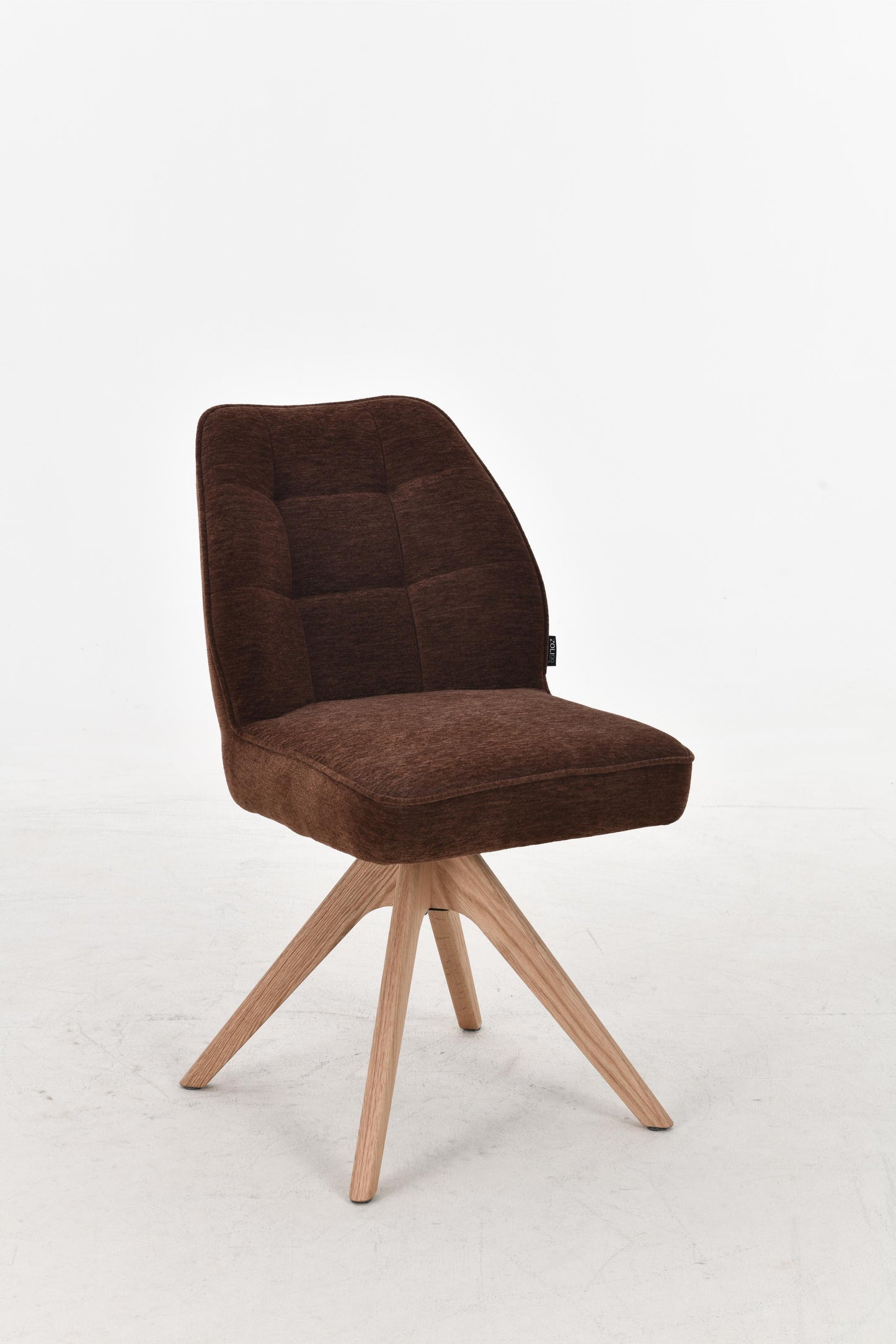 Chaise pivotante en tissu anti tache, 48x63,5xH83CM EMMA pieds en bois massif