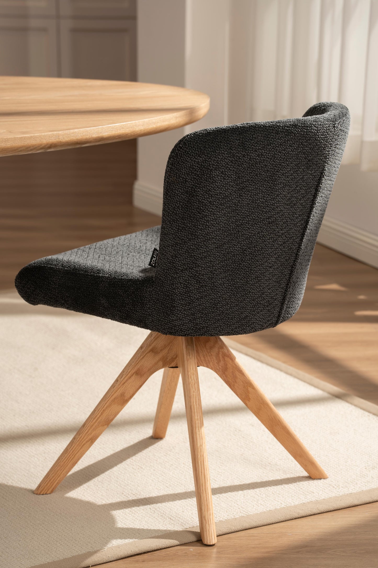 Chaise en tissu anti tache, 52x63xH82CM - ALINA