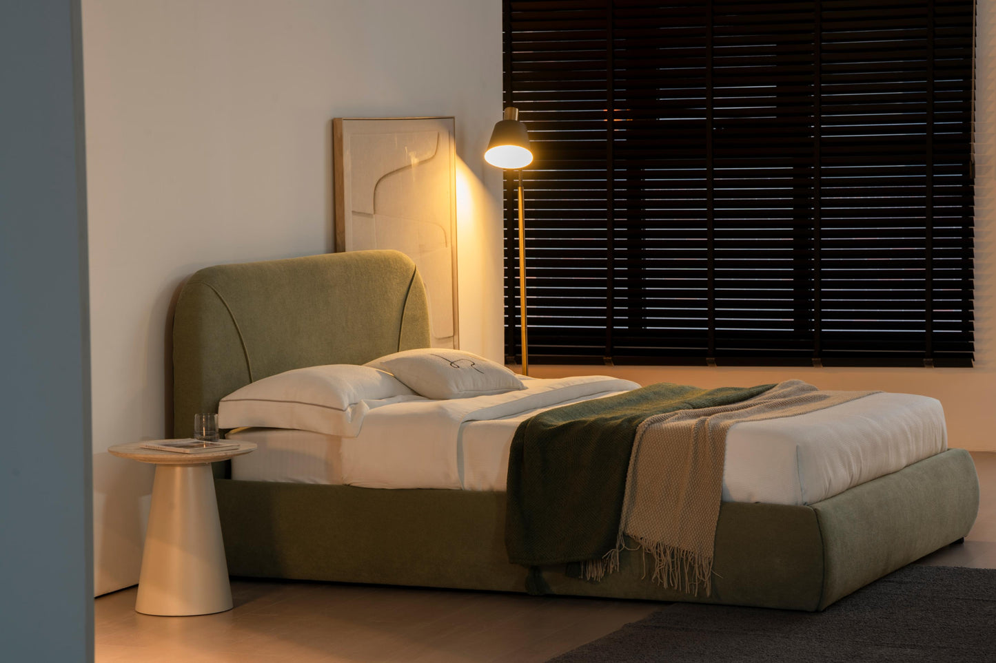 Lit en tissu vert avec sommier Softy