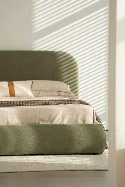 Lit en tissu vert avec sommier Softy